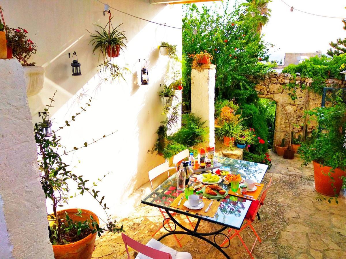 Masseria Delle Rose 1760 Alessano Bagian luar foto